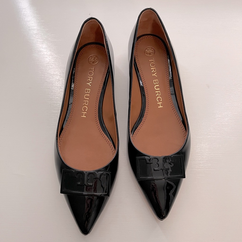Tory Burch Black Pointed Toe Flats